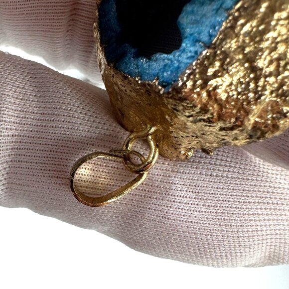 Blue Druzy Geode with an gold-plated edge Boho Gypsy Pendant - Picture 8 of 11